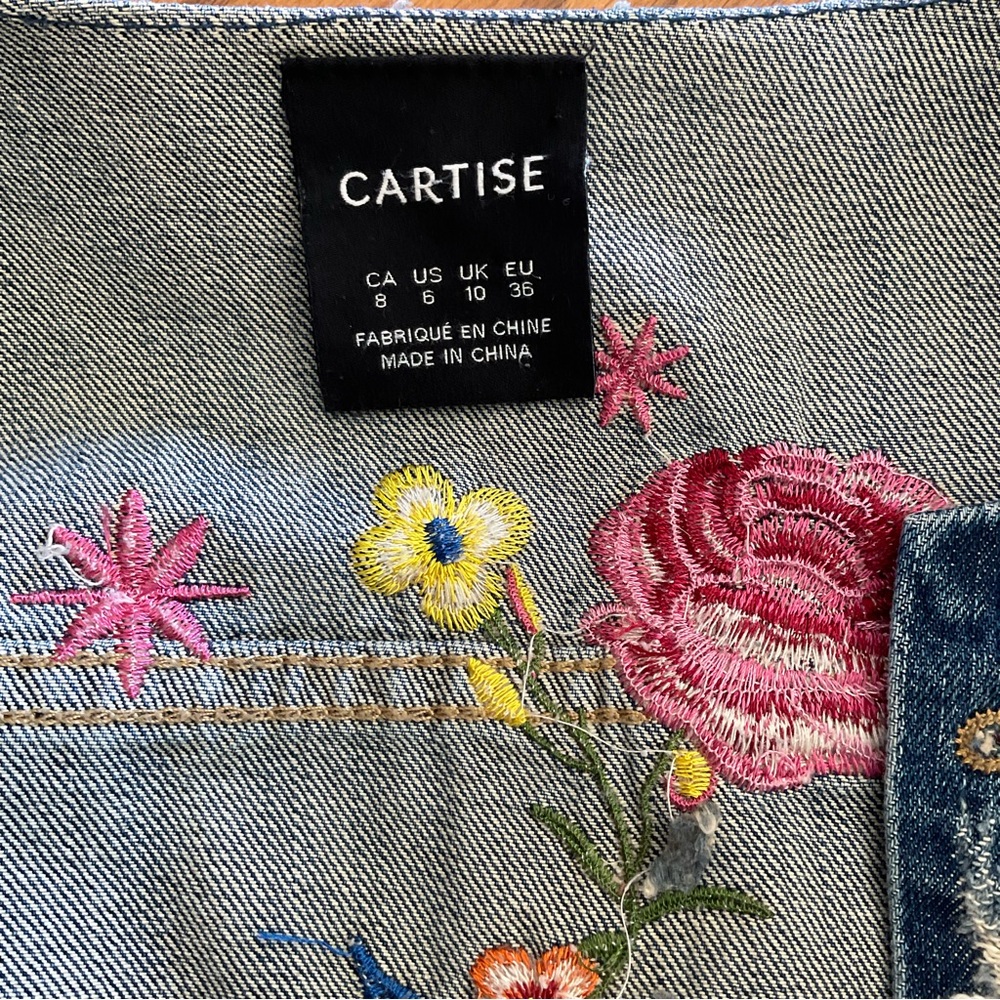 Cartise Boho Denim Floral Embroidery Blue Jean Jacket, Women’s Sz 6 - Picture 10 of 11